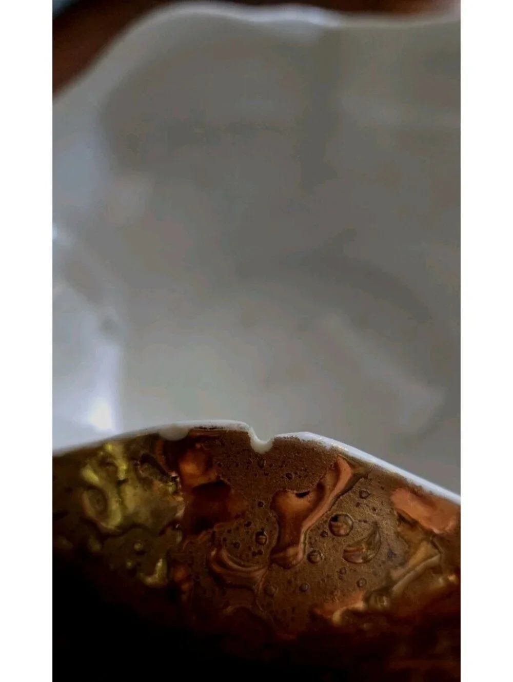 Queen Pottery 22 Kt Weeping Gold 6